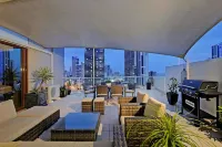 Broadbeach Savannah Resort