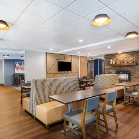Holiday Inn Express & Suites BOZEMAN WEST by IHG