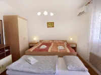 Ideal vacation flat for a comfortable stay Hotels in Monterol