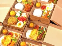 Palette Hotel Seminyak Hotels near Double Six
