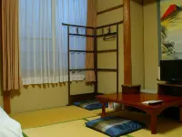 Ryokan Sansui โรงแรมใกล้สถานีโทมิโอะ