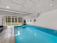 "Dorris" - 4.3km from the Sea - Swimmingpools