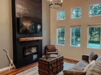Crane's Cabin at Fall Creek Falls State Park- Outdoor Bathtub, Fireplace