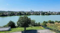 Premium City Escape - Bright Apartments by SunLake Residence