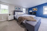 Cozy Eastwood Guesthouse,Private, Convenient, & Comfortable