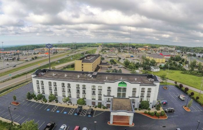 Wingate by Wyndham Erie