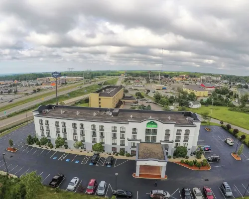 Wingate by Wyndham Erie Hotels near Millcreek Mall