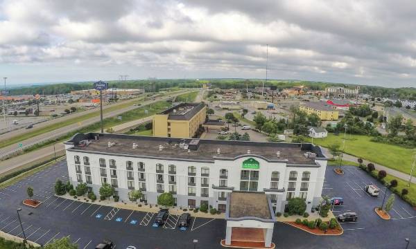 Wingate by Wyndham Erie