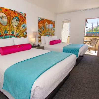 Carousel Beach Inn Hotels near Santa Cruz Main Beach