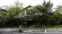 Oyado Yumechidori - Parkering