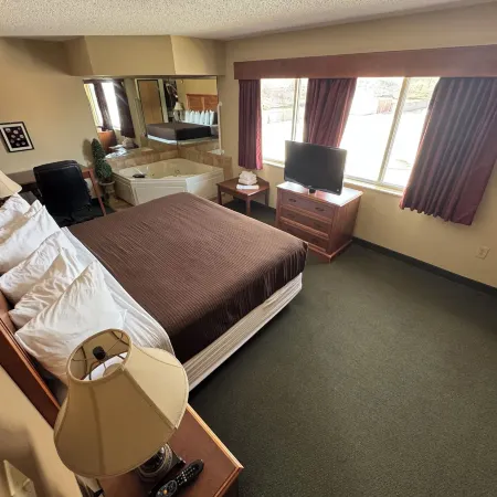 AmericInn by Wyndham McAlester