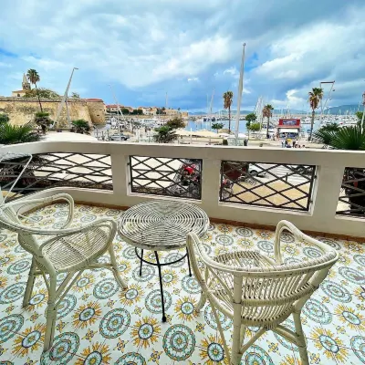 Dolce Vita Suite Alghero Các khách sạn gần Bãi biển Punta Negra