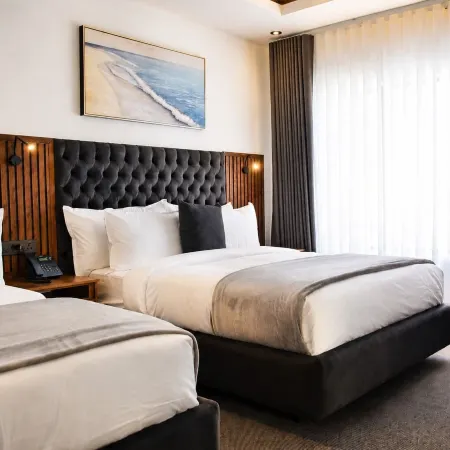 Regent Heights Hotel Отели рядом с достопримечательностью «Поле для гольфа Randpark»