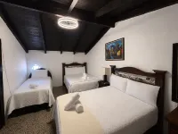 Casa de la Torre - Homestays