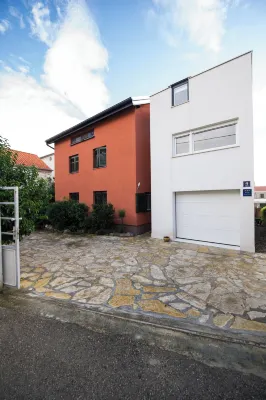 No5 Penthouse 2 Bedroom Apartment