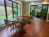 Bease's Bed and Breakfast - 2-Star