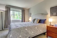 Half Block to Train! South Beacon Hill Area Home - Country Houses