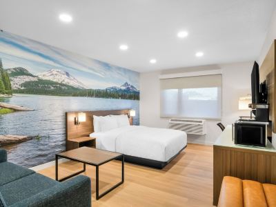 Clarion Pointe Kent - Seattle South