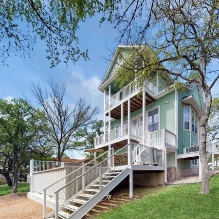 Waterfront Home With Game Room, Decks, Pool, Smart Tvs, Kayaks, & Gas Grill