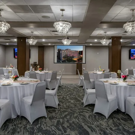 DoubleTree by Hilton Kamloops