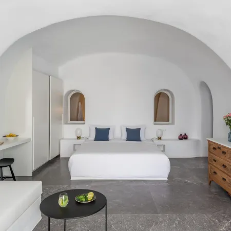 Chelidonia Luxury Suites - Adults Only