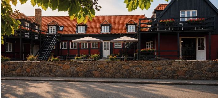 Klippen Hotel - Skt Jørgens Gaard Hotels in Bornholm