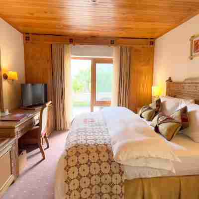 Gilgit Serena Hotel Rooms