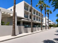 Imperial Hotel - Pools