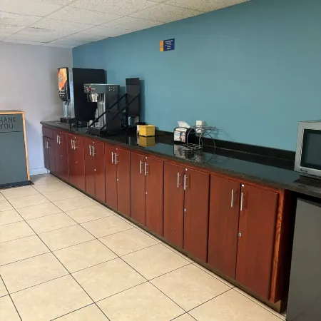 Days Inn by Wyndham St Cloud