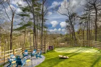 Glass Cabin Retreat w Hot Tub Sauna Epic Views - 4-Star