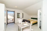 Cina Apartments - Pet friendly