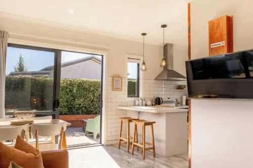 Twizel Cottages - parking