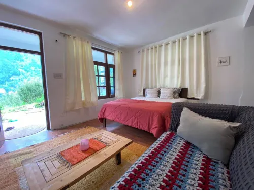Elevn Stays,Manali - sarapan