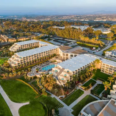 Hilton La Jolla Torrey Pines Hotels near National University