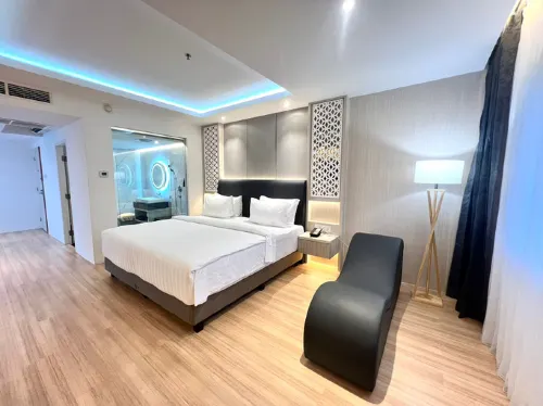 Royal Asia Hotel - Bintang 3