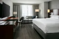 West des Moines Marriott - parking