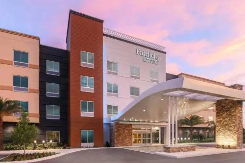 Fairfield Inn & Suites Cape Coral/North Fort Myers - piscine