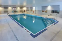 TownePlace Suites Hamilton - Pools