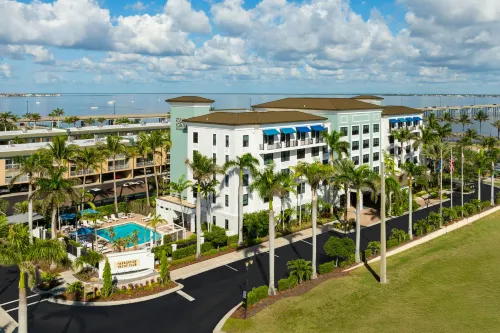 Four Points by Sheraton Punta Gorda Harborside - bar