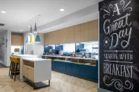 TownePlace Suites Sidney - Parkplatz
