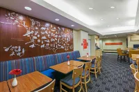 TownePlace Suites Tulsa North/Owasso - Breakfast