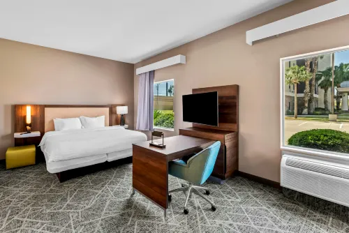 Hampton Inn & Suites Corpus Christi I-37 - Navigation Blvd. - Parking