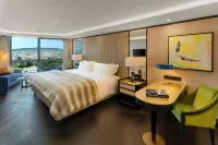 Five Zurich - Luxury City Resort - parcheggio
