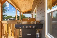 Ember Shoals Resort | On the White River, Cotter AR - Feriehus