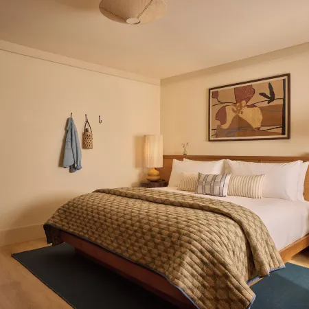 Greenporter Hotel