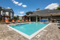 Homewood Suites by Hilton Syracuse - Liverpool - Parking