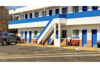 Motel 6 Canon City, CO - Pet friendly