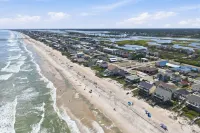Not quite ocean front, but almost! Just a few steps to the sand! Pet friendly. - 4つ星