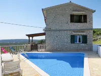 Basic - Private Pools