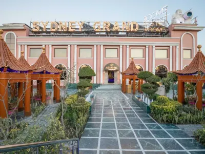 Sydney Grand Hotel & Resort